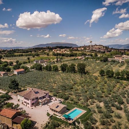 Agriturismo La Rosa Montefalco Villa Exterior photo