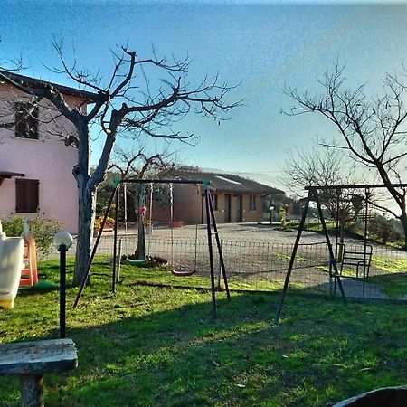 Agriturismo La Rosa Montefalco Villa Exterior photo